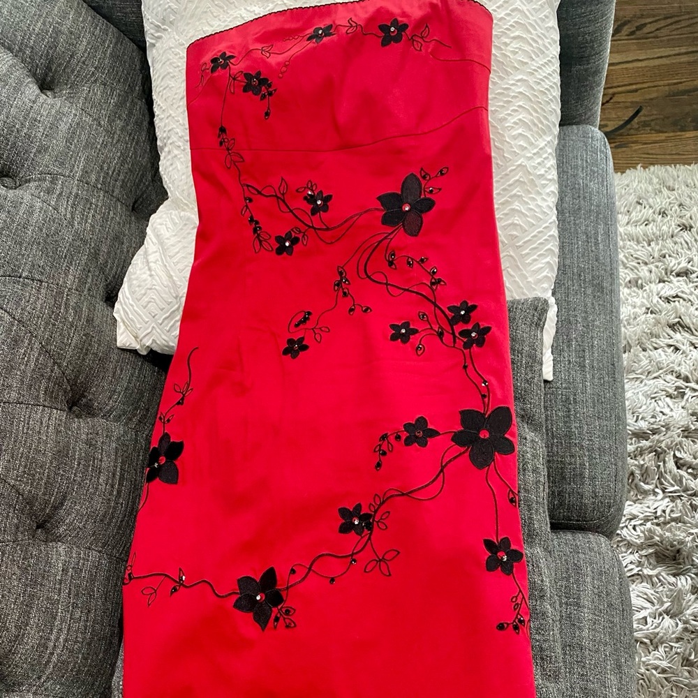 Strapless Floral knee length dress